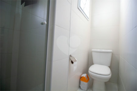 Sobrado à venda com 4 quartos, sendo 3 suítes,  no Centro, São Roque, SP