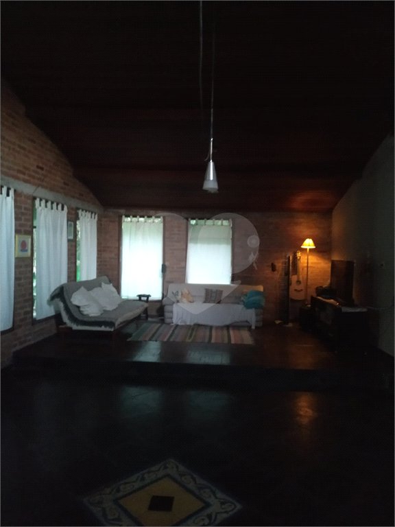 Casa à venda com 3 suítes no condomínio Alpes da Cantareira, Mairiporã - SP