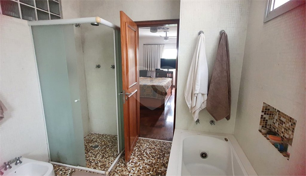 Apartamento à venda com 3 quartos, sendo 2 suítes, em Itaim Bibi, São Paulo, SP