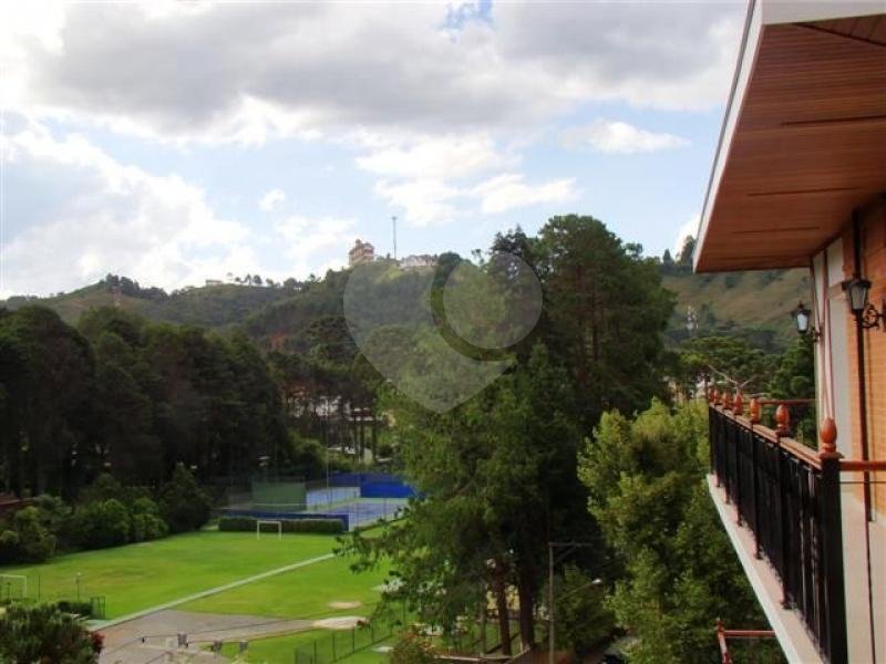 Duplex à venda com 6 suítes no Centro, Campos do Jordão, SP