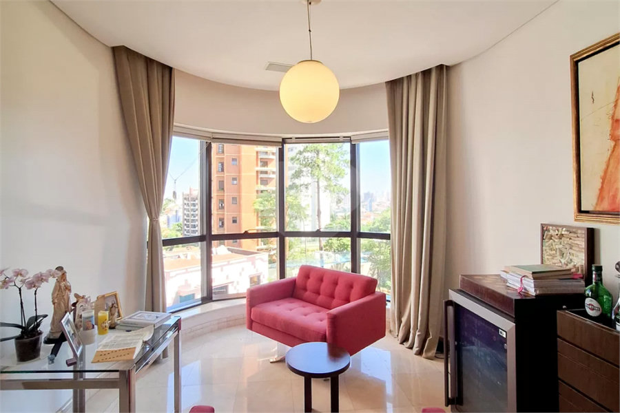 Apartamento à venda com 3 suítes em Santana, São Paulo, SP