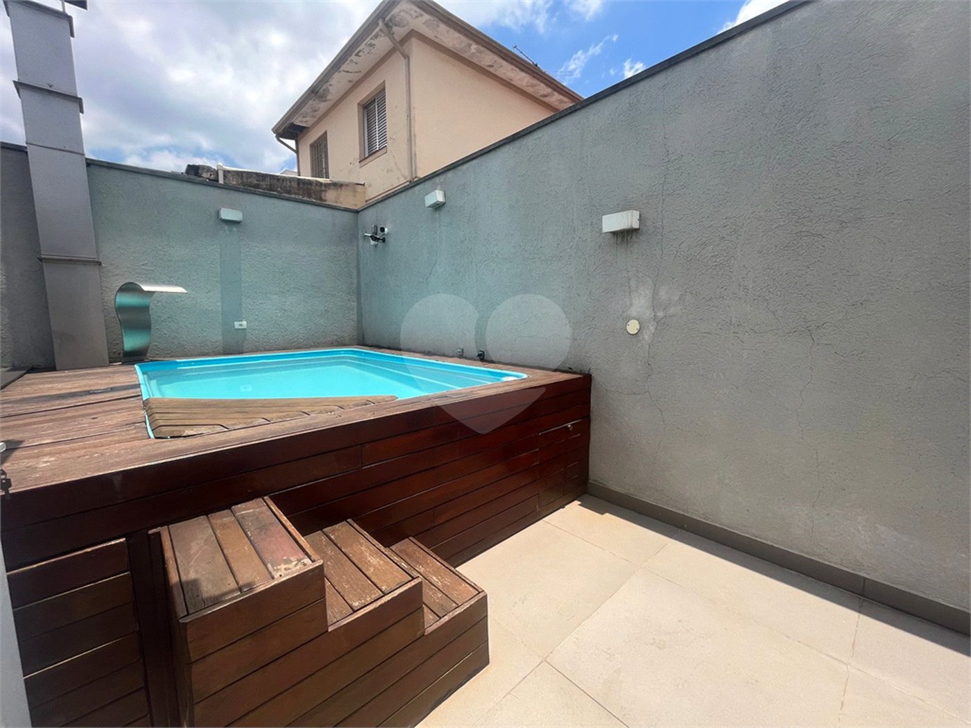 Sobrado à venda com 3 quartos, sendo 1 suíte, em Jardim São Paulo(zona Norte), São Paulo, SP