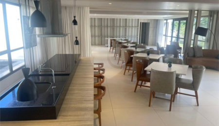 Apartamento à venda com 2 quartos, sendo 1 suíte,  em Vila Monumento, São Paulo, SP