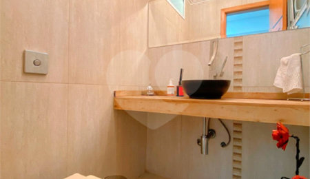 Apartamento à venda com 3 quartos, sendo 1 suíte,  em Santana, São Paulo, SP