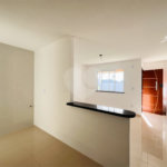 Casa à venda com 2 quartos, sendo 1 suíte, no condomínio Parque Guará, Rio de Janeiro - RJ