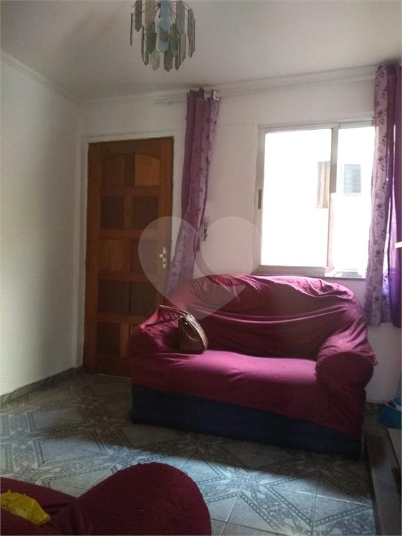 Apartamento à venda com 2 quartos em Cidade Tiradentes, São Paulo, SP