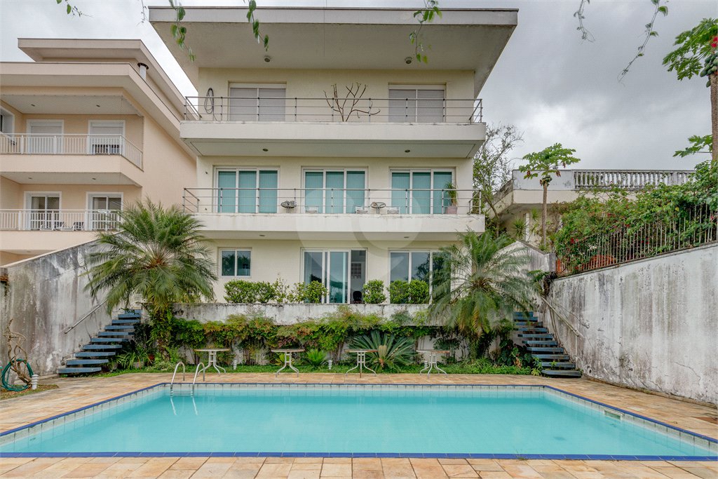 Casa à venda com 4 suítes em Chácara Monte Alegre, São Paulo, SP
