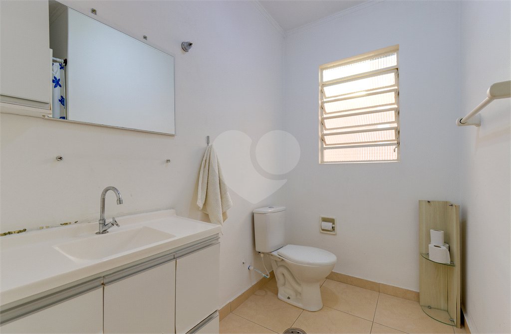 Casa à venda com 3 quartos, sendo 1 suíte,  em Campo Belo, São Paulo, SP