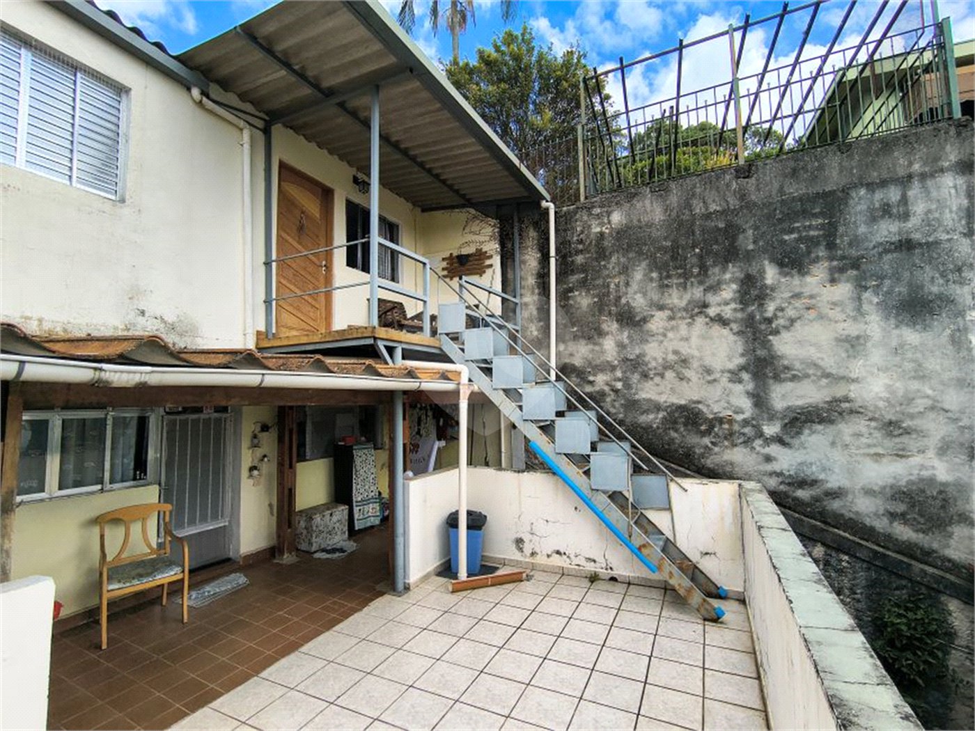 Sobrado à venda com 3 quartos, sendo 1 suíte, em Tremembé, São Paulo, SP