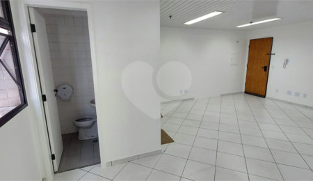 Sala à venda em Vila Guarani (z Sul), São Paulo, SP