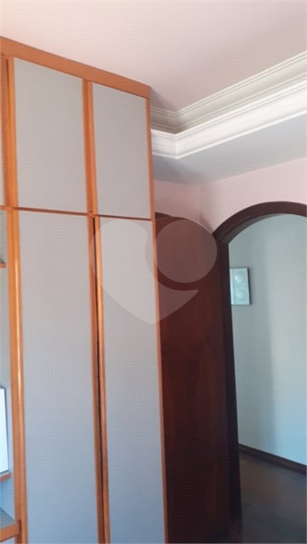 Sobrado à venda com 3 suítes em Jardim Vila Galvão, Guarulhos, SP