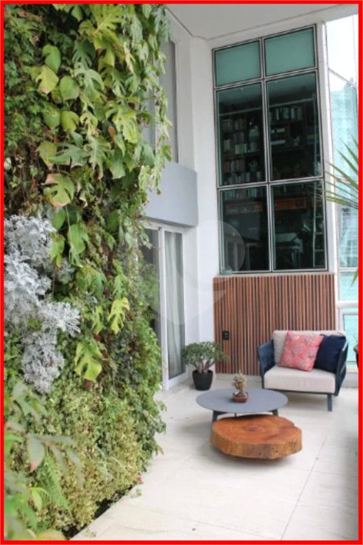 Apartamento à venda com 3 suítes em Jardim Fonte do Morumbi, São Paulo, SP