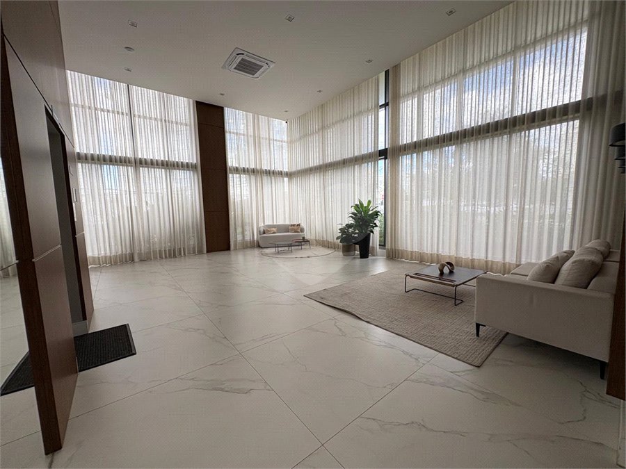 Apartamento à venda com 3 suítes em Jardim Faculdade, Sorocaba, SP