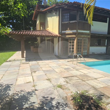 Casa em condomínio à venda com 5 quartos, sendo 3 suítes, em Barra da Tijuca, Rio de Janeiro, RJ