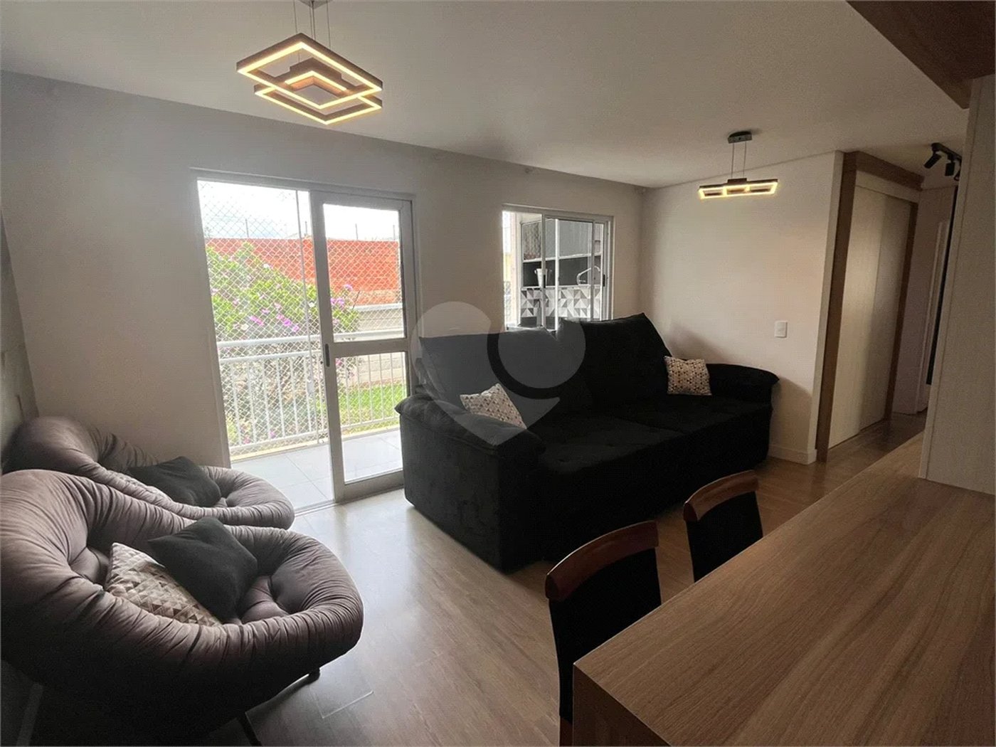 Apartamento à venda com 3 quartos, sendo 1 suíte, em Vila São Francisco, Hortolândia, SP