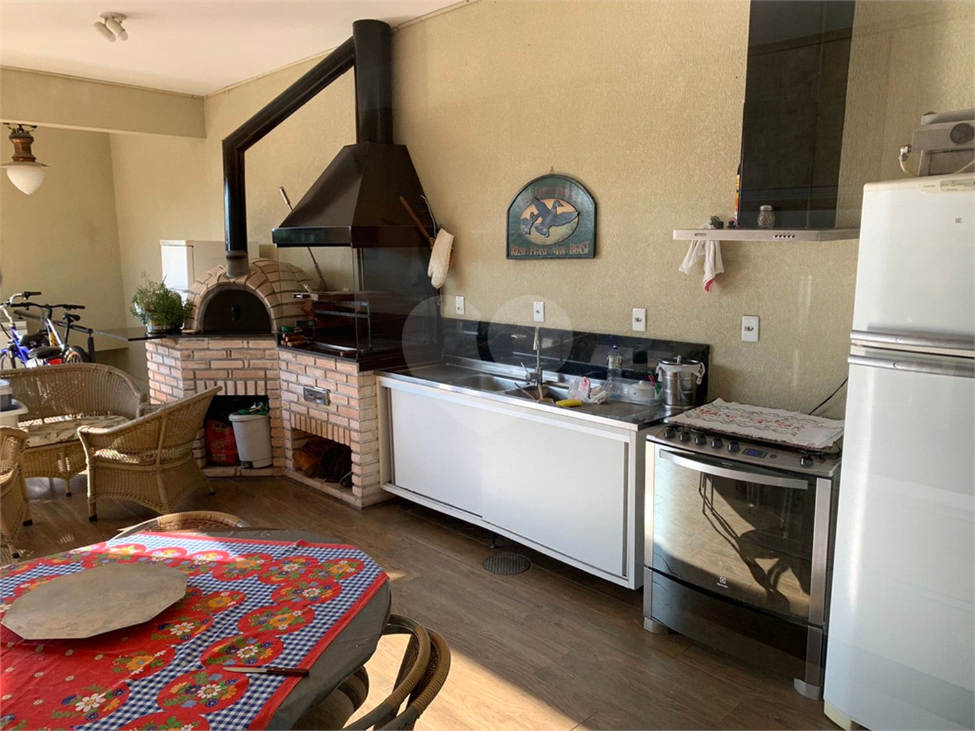 Casa à venda com 4 suítes no condomínio Amstalden, Indaiatuba - SP