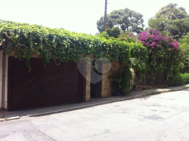 Casa à venda com 3 quartos, sendo 1 suíte,  em Tremembé, São Paulo, SP
