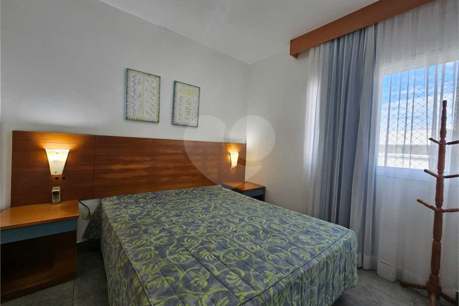 Apartamento à venda com 1 suíte em Riviera de São Lourenço, Bertioga, SP