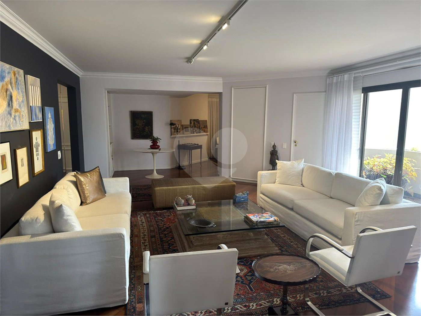 Apartamento à venda ou para alugar com 4 quartos, sendo 2 suítes, em Jardim Paulista, São Paulo, SP