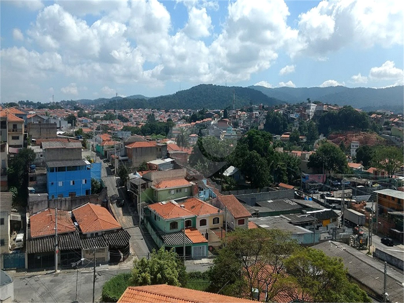 Sobrado à venda com 4 quartos, sendo 2 suítes, em Tremembé, São Paulo, SP