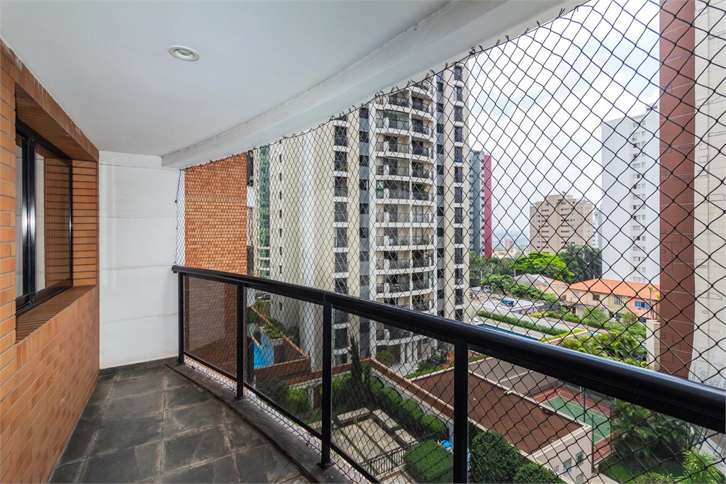 Apartamento à venda com 4 quartos, sendo 3 suítes, em Alto da Lapa, São Paulo, SP