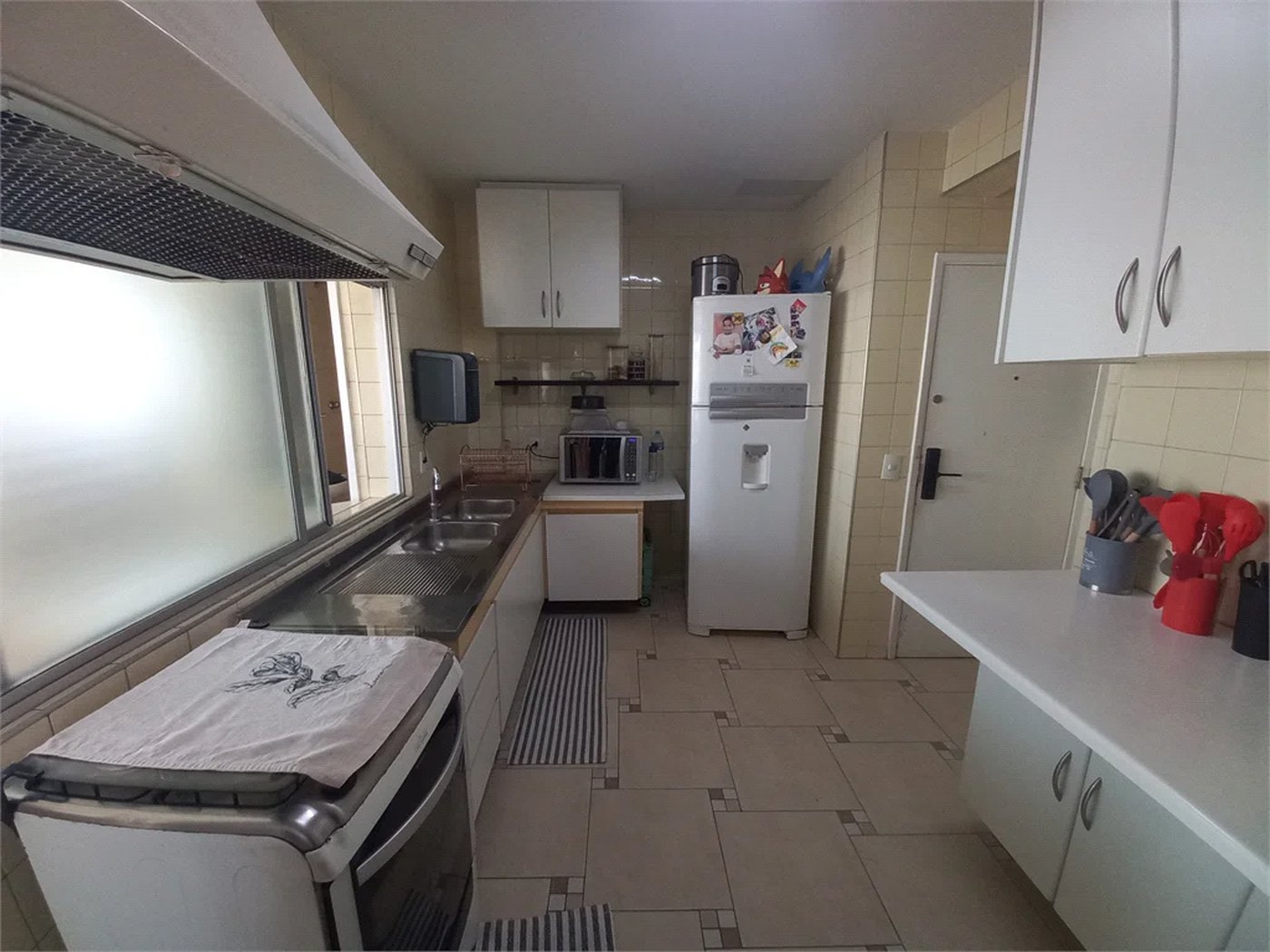 Apartamento à venda com 3 quartos, sendo 1 suíte,  em Vila Andrade, São Paulo, SP