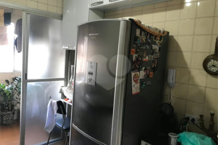 Apartamento para alugar com 3 quartos, sendo 1 suíte,  em Pinheiros, São Paulo, SP