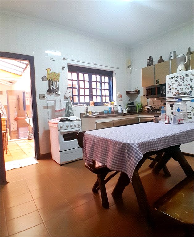 Sobrado à venda com 3 quartos em Sumaré, São Paulo, SP