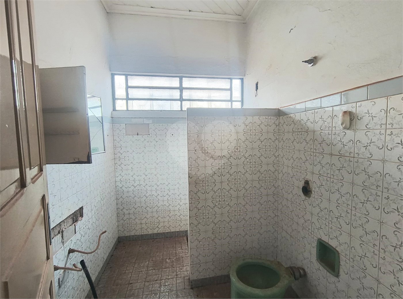 Casa à venda com 4 quartos, sendo 1 suíte, no Centro, Araraquara, SP