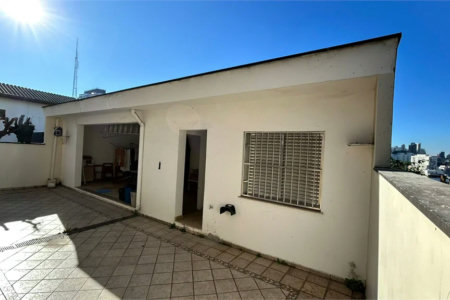 Sobrado à venda com 6 quartos, sendo 1 suíte, em Sumarezinho, São Paulo, SP