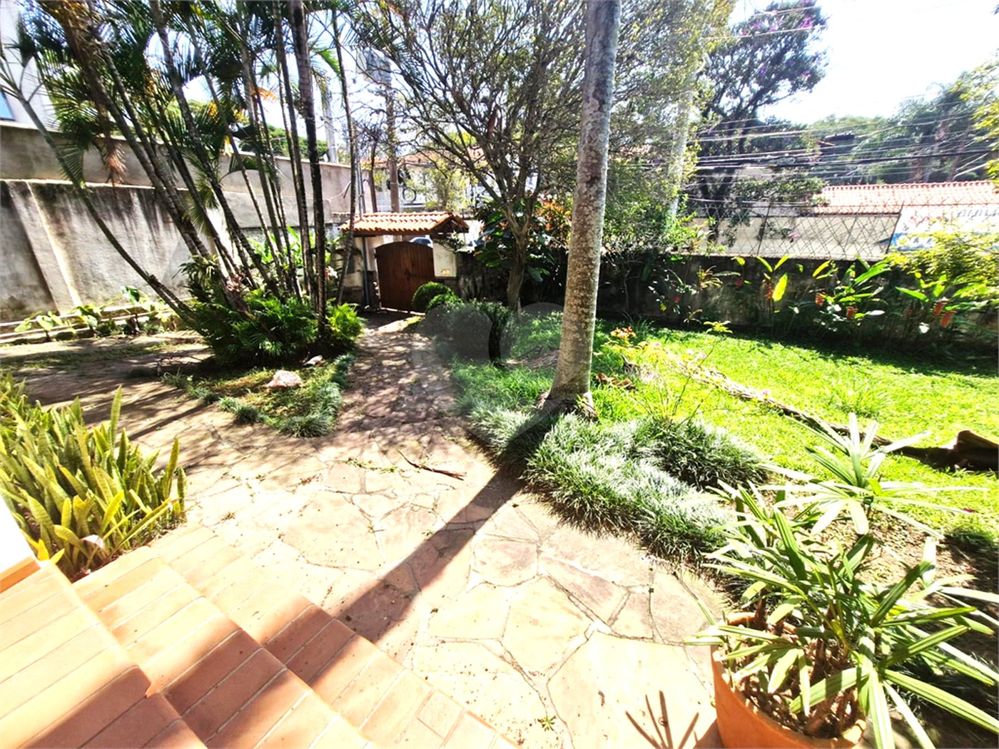 Casa Térrea à venda com 5 quartos em Jardim Petrópolis, São Paulo, SP