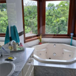 Casa à venda com 6 quartos, sendo 4 suítes, no condomínio Alpes da Cantareira, Mairiporã - SP