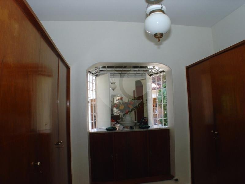 Casa à venda com 4 quartos, sendo 1 suíte, em Brooklin Velho, São Paulo, SP