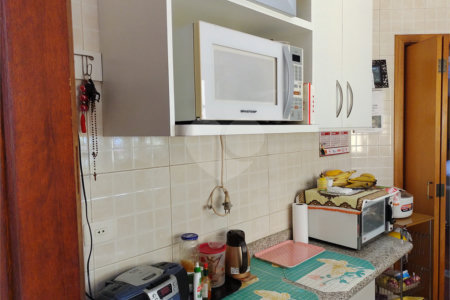 Sobrado à venda com 3 quartos, sendo 1 suíte, em Vila Mascote, São Paulo, SP