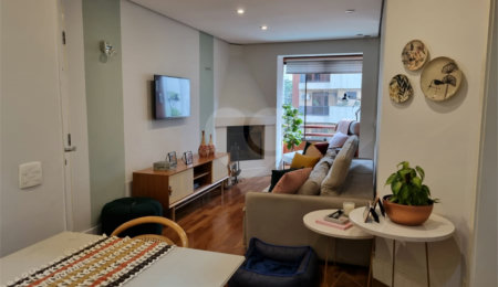 Apartamento à venda com 3 quartos, sendo 1 suíte,  em Vila Olímpia, São Paulo, SP