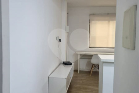 Flat à venda com 1 suíte em Moema, São Paulo, SP
