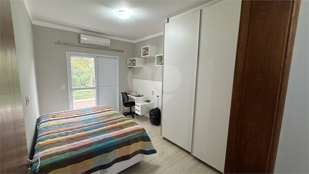 Casa à venda com 3 suítes no condomínio Residencial Delle Stelle, Louveira - SP