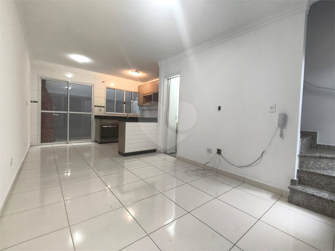 Casa à venda com 2 suítes no condomínio Murilo, São Paulo - SP