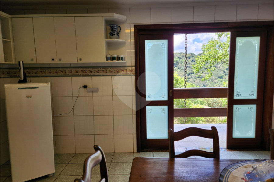 Casa à venda com 5 suítes no condomínio Suíça da Cantareira, Mairiporã - SP