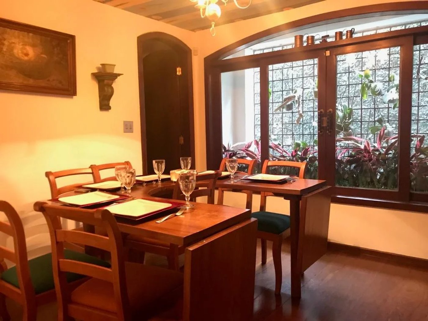 Casa à venda com 5 quartos, sendo 2 suítes, em Jardim Everest, São Paulo, SP