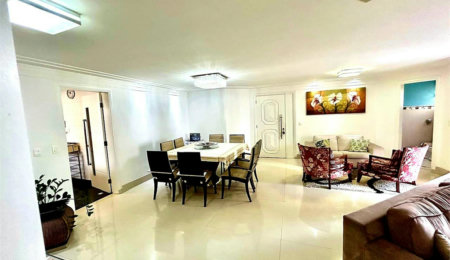 Apartamento à venda com 3 quartos, sendo 1 suíte,  em Mooca, São Paulo, SP
