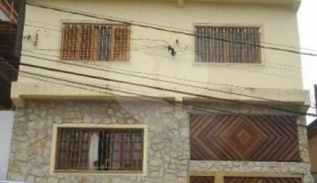 Sobrado à venda ou para alugar com 3 quartos, sendo 2 suítes,  em Santana, São Paulo, SP