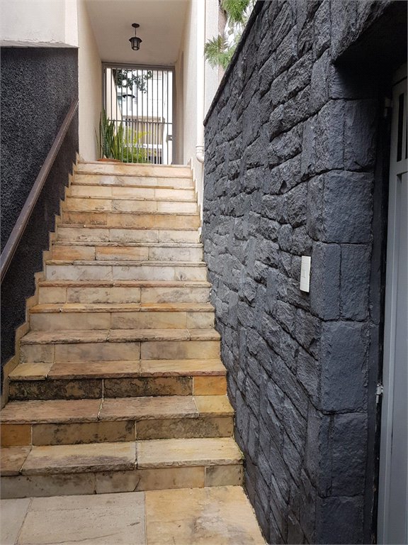 Sobrado à venda com 3 quartos em Jardim Franca, São Paulo, SP