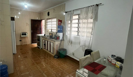 Sobrado à venda com 3 quartos em Tremembé, São Paulo, SP