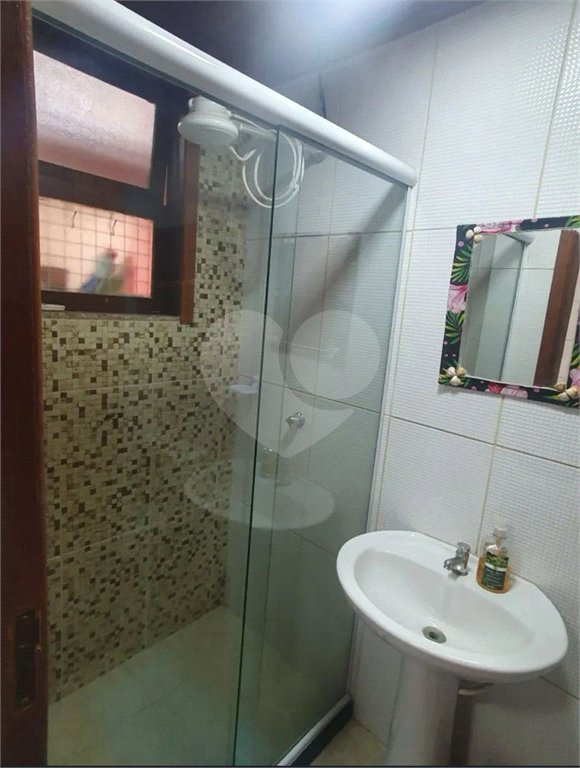 Casa à venda com 3 quartos, sendo 1 suíte, em Ogiva, Cabo Frio, RJ