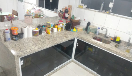 Sobrado à venda com 3 quartos em Jardim Helena, Ferraz de Vasconcelos, SP