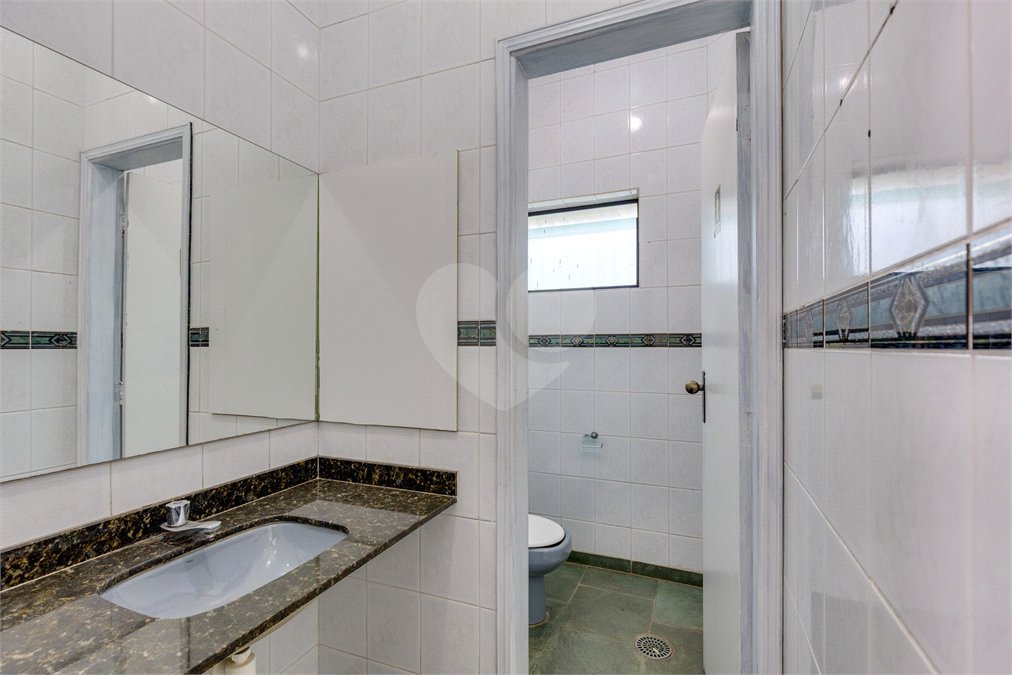 Sobrado à venda ou para alugar com 4 quartos em Jardim Petrópolis, São Paulo, SP