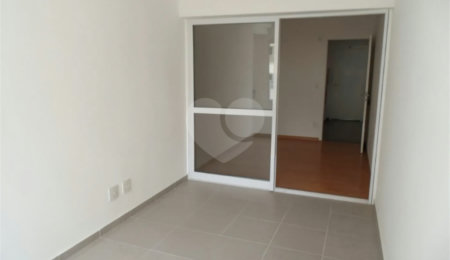 Apartamento à venda com 2 quartos, sendo 1 suíte,  em Condomínio Royal Park, São José dos Campos, SP