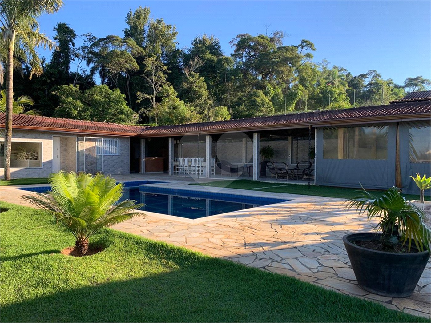 Casa Térrea à venda com 3 quartos, sendo 1 suíte, em Alpes D'ouro, Bom Jesus dos Perdões, SP