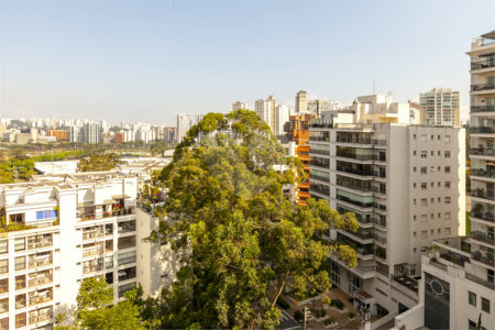Apartamento à venda com 3 suítes em Panamby, São Paulo, SP